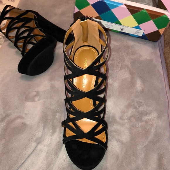 strappy black 6 inch heels - Picture 2 of 3